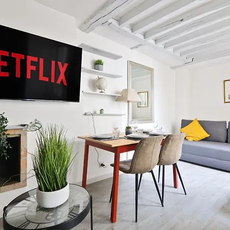 Elegant Studio Appartement Quartier Ile Saint Louis Free Netflix-2
